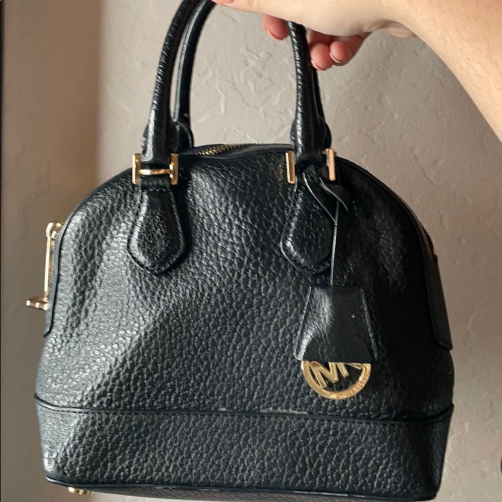 Black Michael Kors crossbody purse